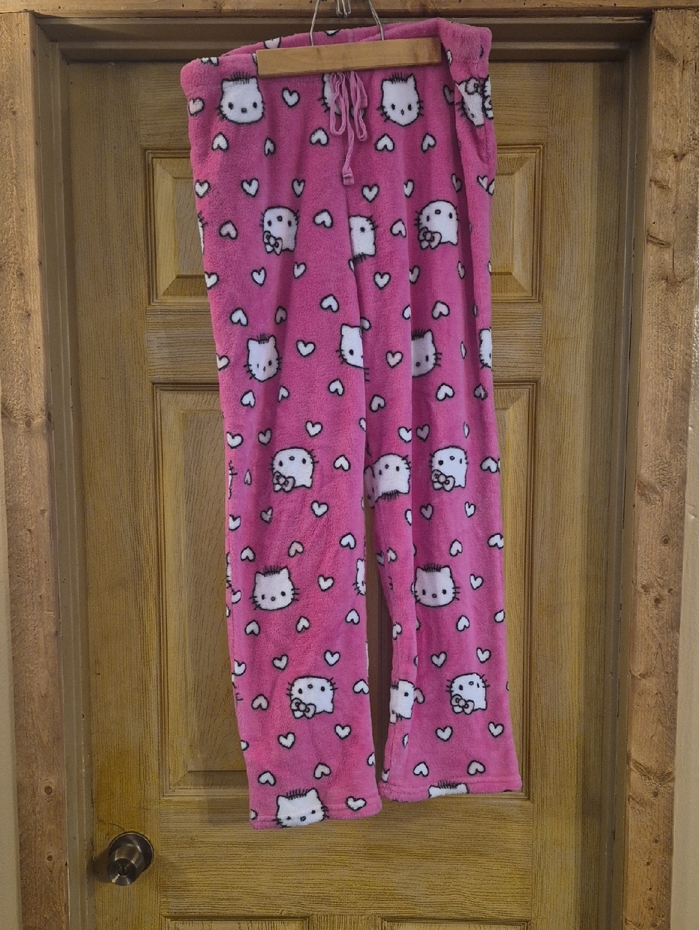 Hello Kitty Sharpa Fuzzy Warm Long Sleepwear Pants Size Medium  Drawstring Waist